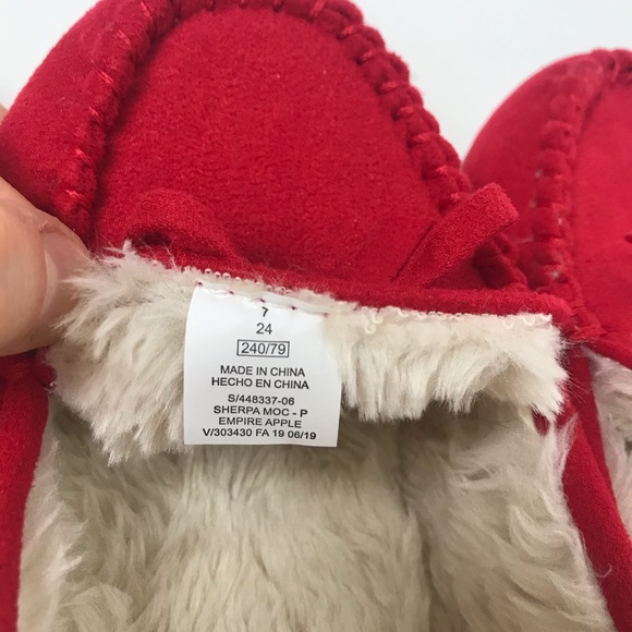 Candy Apple Red Vegan Sherpa Moccasins Slippers 7 - Picture 6 of 9